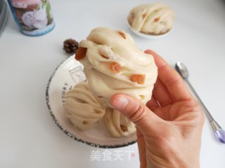 椰香果干花卷的做法步骤：10