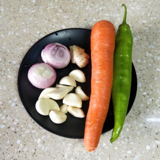烤乳鸽的做法步骤：3