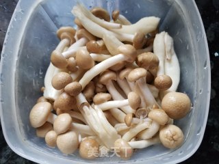 煎米粉的做法步骤：1