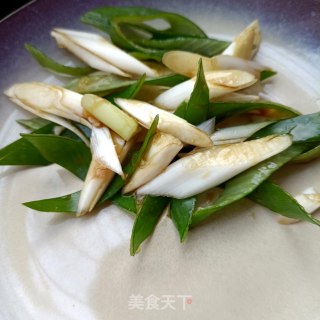 春葱拌贵妃肉的做法步骤：3