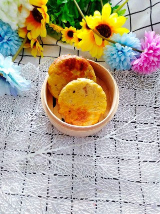 土豆小饼的做法步骤：11