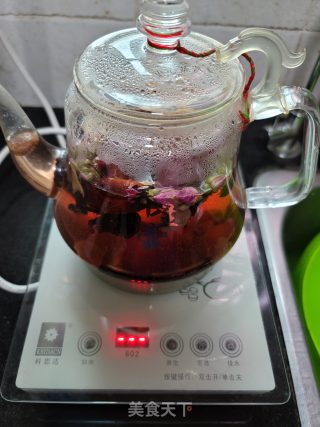 洛神花桂圆红枣茶的做法步骤：5