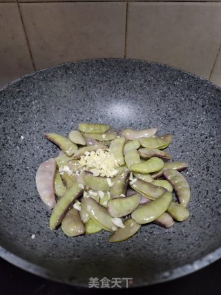 清炒紫扁豆的做法步骤：6