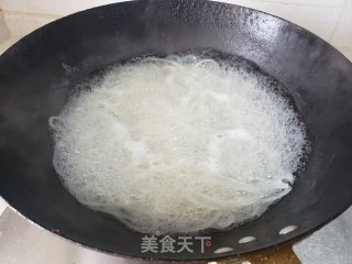 螺蛳粉的做法步骤：4