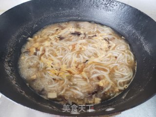 螺蛳粉的做法步骤：8