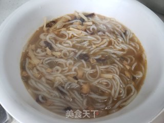 螺蛳粉的做法步骤：9