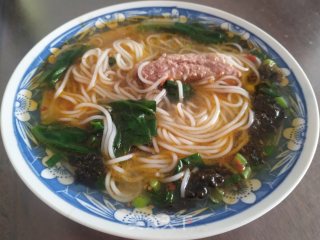 排骨汤米粉的做法步骤：12