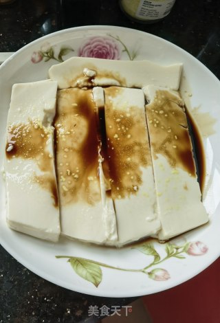 油蛤蒸豆腐的做法步骤：1