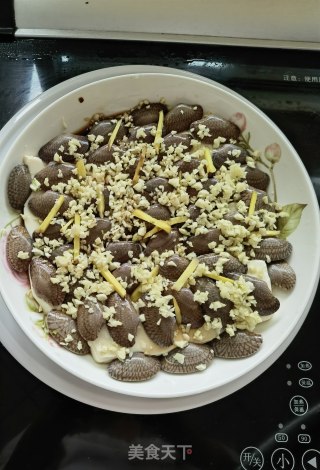 油蛤蒸豆腐的做法步骤：3