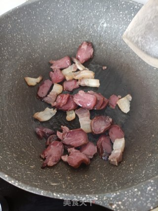 腊肉腊猪舌炒蒜苔的做法步骤：13