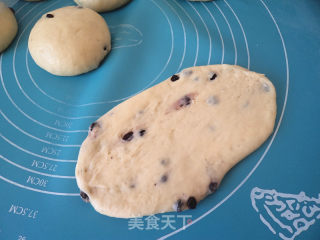 蓝莓面包卷的做法步骤：7