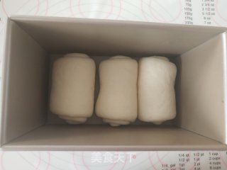 奶香吐司的做法步骤：9