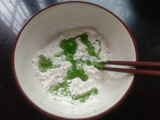 菠菜汁胡萝卜包子的做法步骤：7