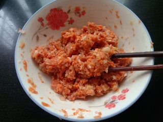 菠菜汁胡萝卜包子的做法步骤：11