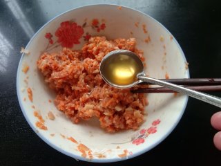 菠菜汁胡萝卜包子的做法步骤：12