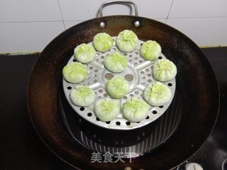 菠菜汁胡萝卜包子的做法步骤：21