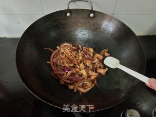 洋葱炒鸡杂的做法步骤：8