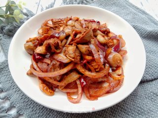洋葱炒鸡杂的做法步骤：10
