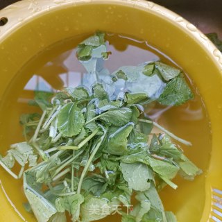 麻辣肠煎蛋粉的做法步骤：3