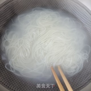 麻辣肠煎蛋粉的做法步骤：12