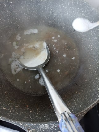 麻辣肠煎蛋粉的做法步骤：17