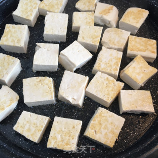 鸡蛋香煎豆腐的做法步骤：6