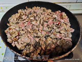 辣炒牛肉的做法步骤：2