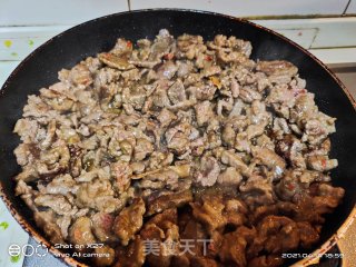 辣炒牛肉的做法步骤：5