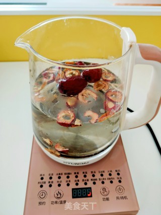 山楂陈皮红枣茶的做法步骤：2