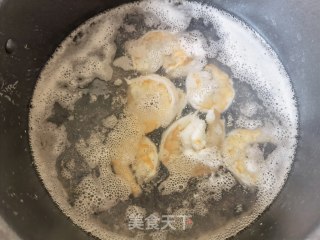 荷兰豆木耳炒虾仁的做法步骤：5