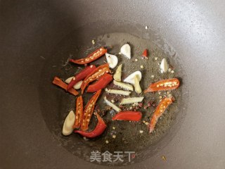荷兰豆木耳炒虾仁的做法步骤：11