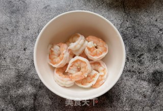 西葫芦炒虾仁的做法步骤：9
