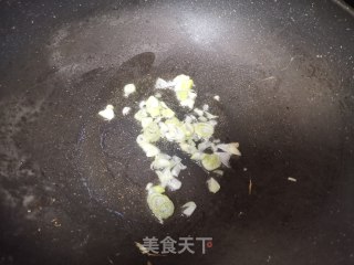 蛋炒饭的做法步骤：4