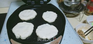 瘦肉葱饼的做法步骤：3
