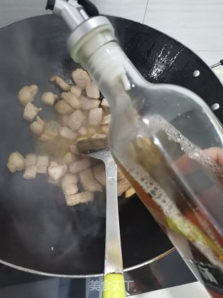 春笋烧肉的做法步骤：2