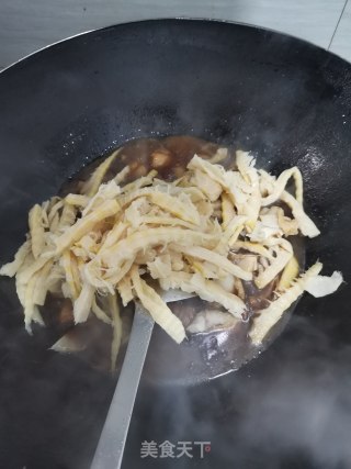 春笋烧肉的做法步骤：5