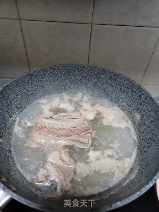 白切牛腩的做法步骤：2