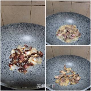 腊肉炒蒜苔胡萝卜的做法步骤：2
