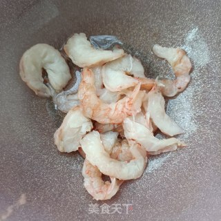 蒜苔炒虾仁的做法步骤：6
