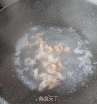 蒜苔炒虾仁的做法步骤：10