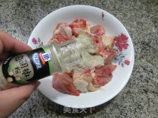 孜然腰果鸡块的做法步骤：3
