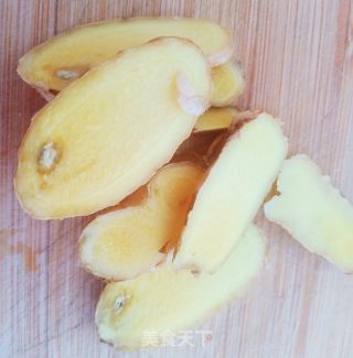 红烧羊肉煲的做法步骤：2