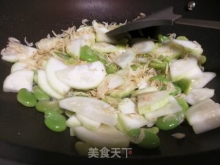 瓠瓜虾米炒豆瓣的做法步骤：3