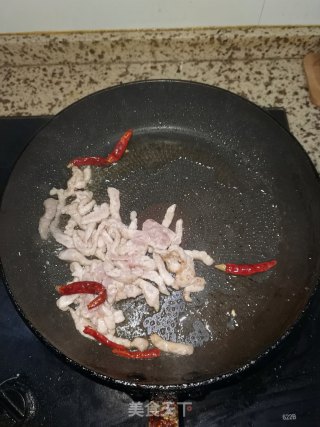 鱼香肉丝的做法步骤：3