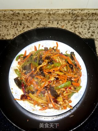 鱼香肉丝的做法步骤：9