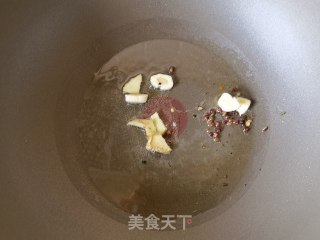 洋葱木耳炒西葫芦的做法步骤：4