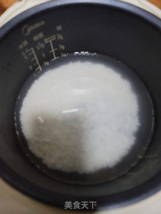 豌豆胡萝卜鸡丝粥的做法步骤：2
