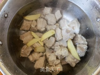 小海带排骨汤的做法步骤：5