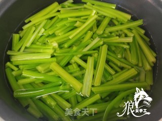 芹菜粉的做法步骤：2