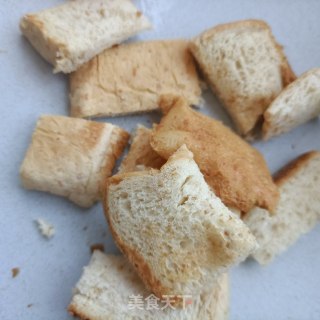 鸡胸肉芦笋土司沙拉的做法步骤：8